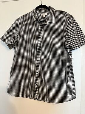 Calvin Klein Men’s Black & White Gingham Short-Sleeve Button Shirt